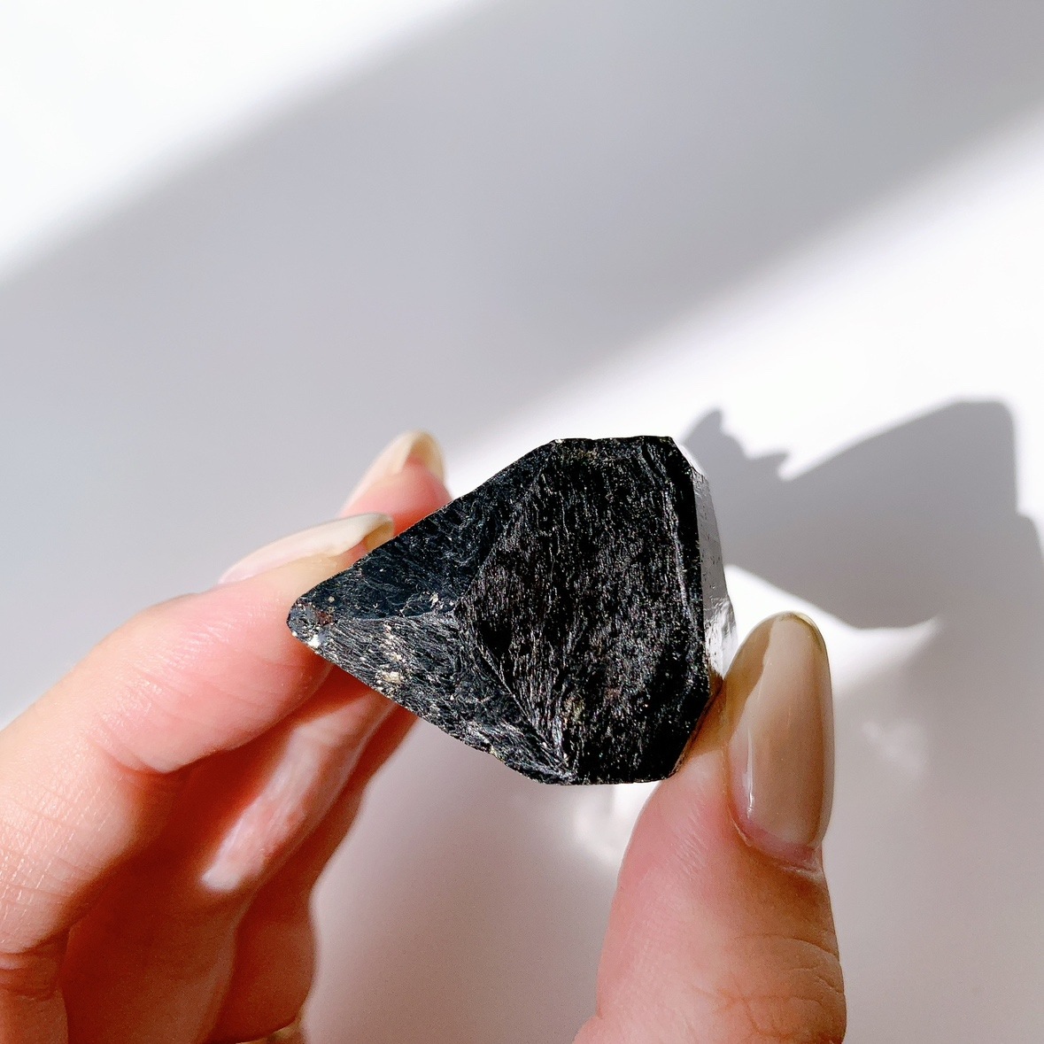 ブラックトルマリン 原石 | 原石 | Crystals by Purely