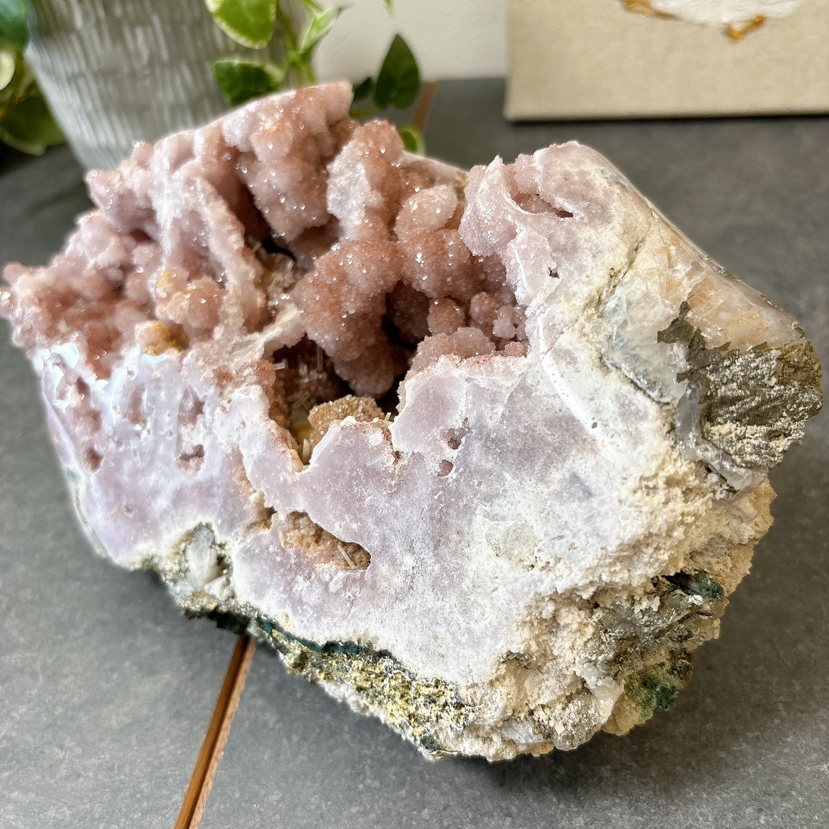 ローズ（ピンク）アメジスト 原石 大 | 原石 | Crystals by Purely