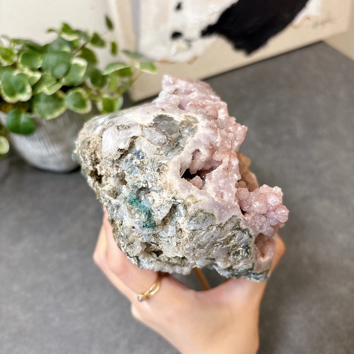 ローズ（ピンク）アメジスト 原石 大 | 原石 | Crystals by Purely
