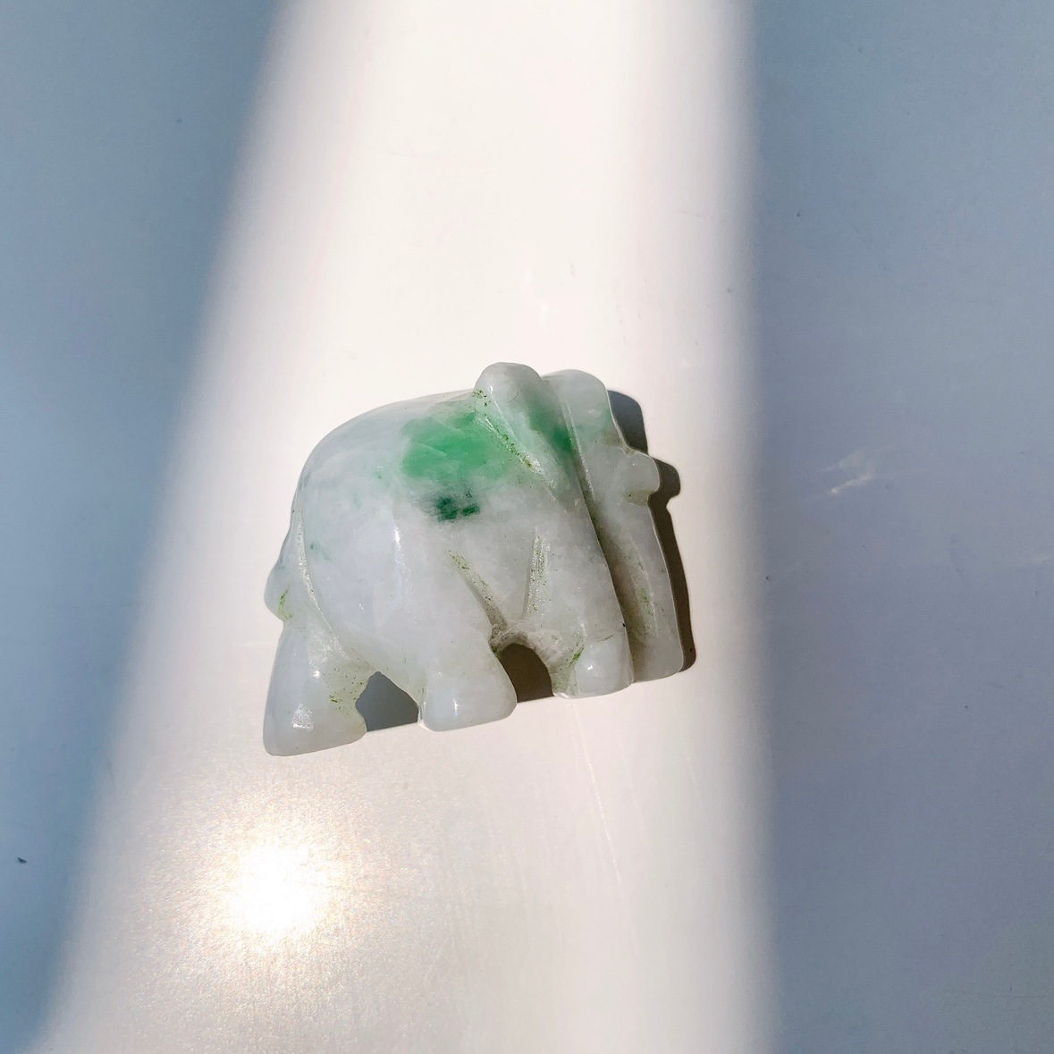 翡翠(ジェイダイト)ゾウ型