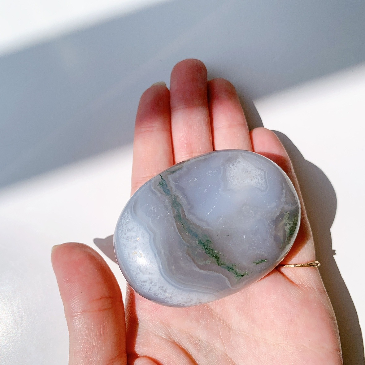 モスアゲート にぎり石