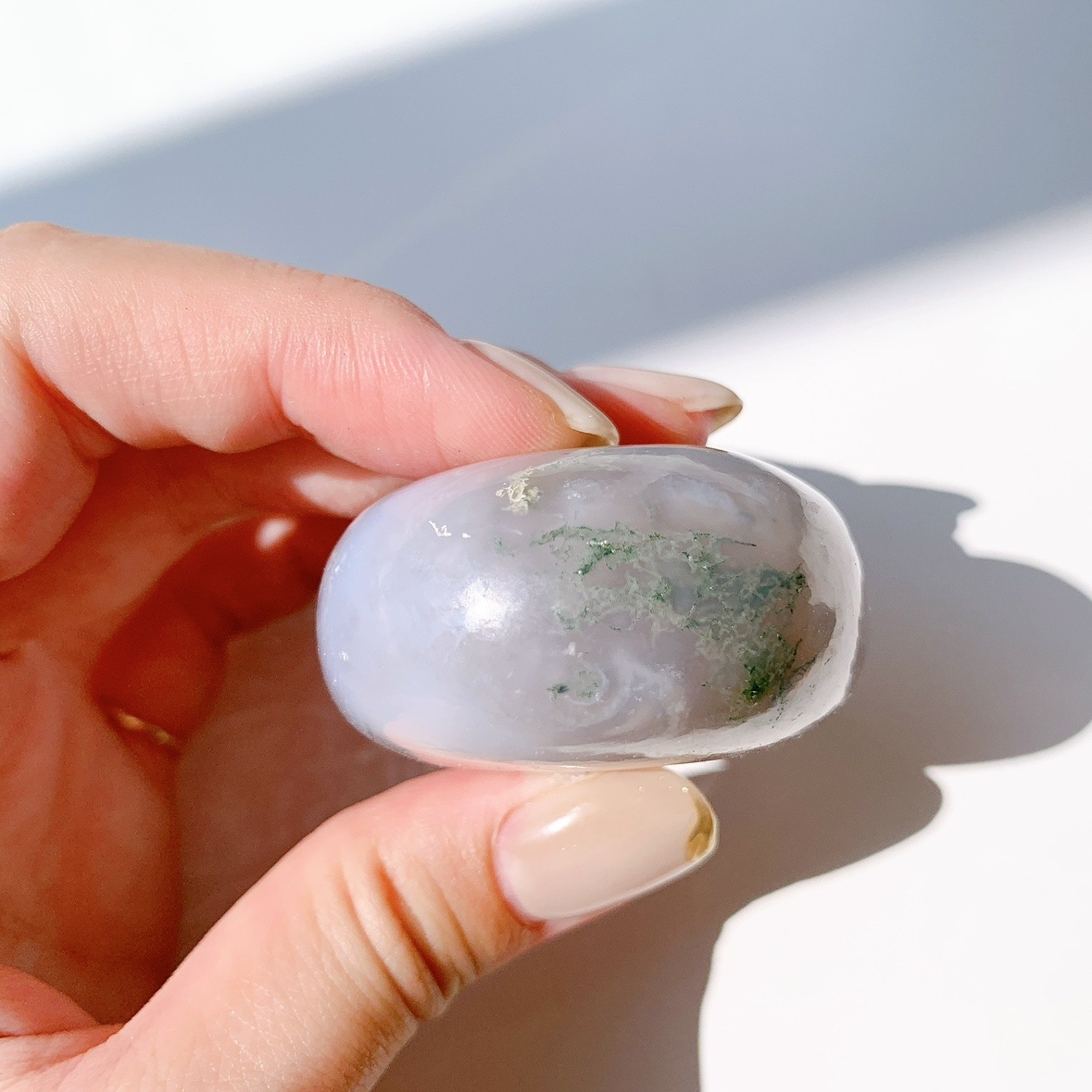 モスアゲート にぎり石