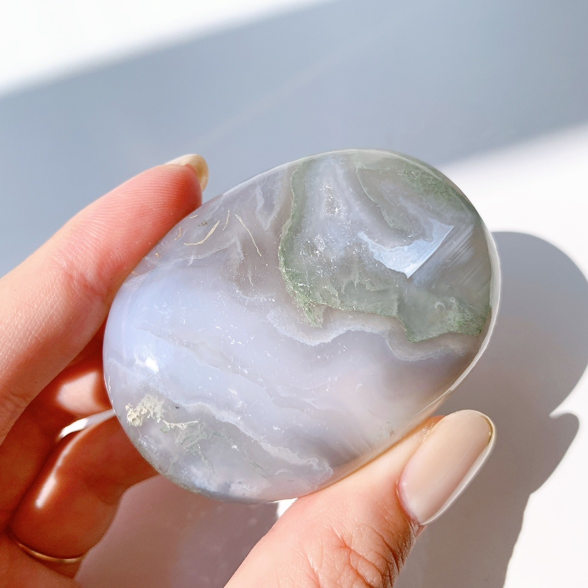 モスアゲート にぎり石