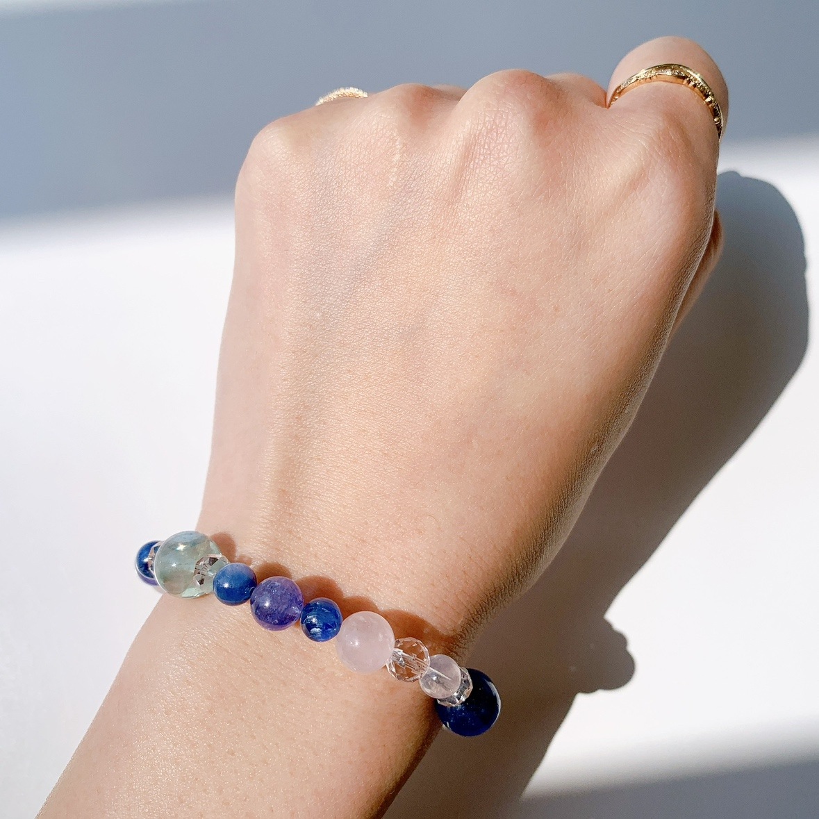 [104Y]カイヤナイト,ローズクォーツ,スターローズクォーツ,タンザナイト,フローライト,シトリン,水晶 ブレスレット