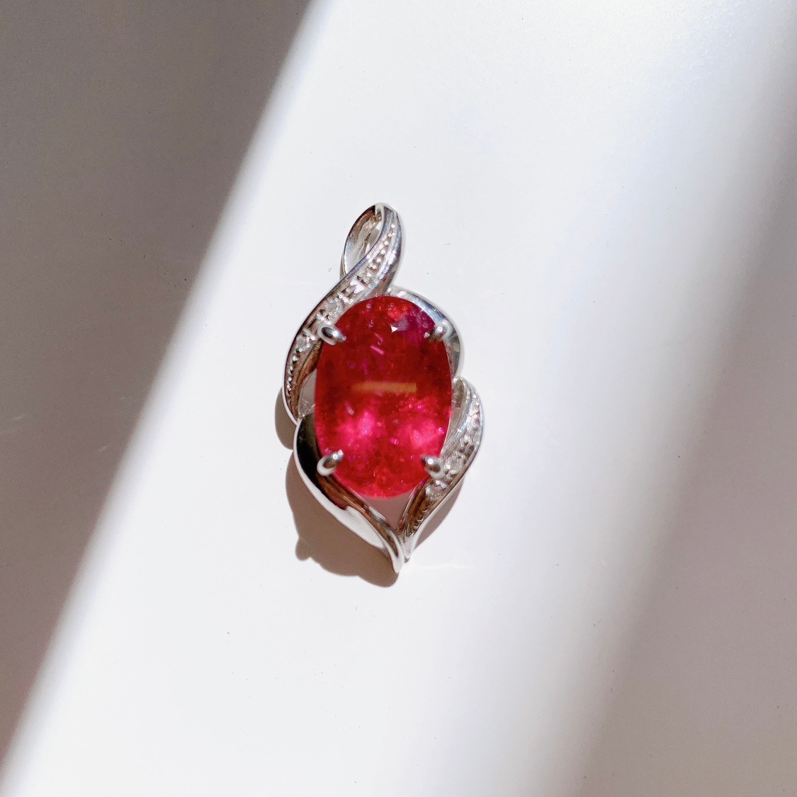 ピンクトルマリン ペンダントトップ(プラチナ)