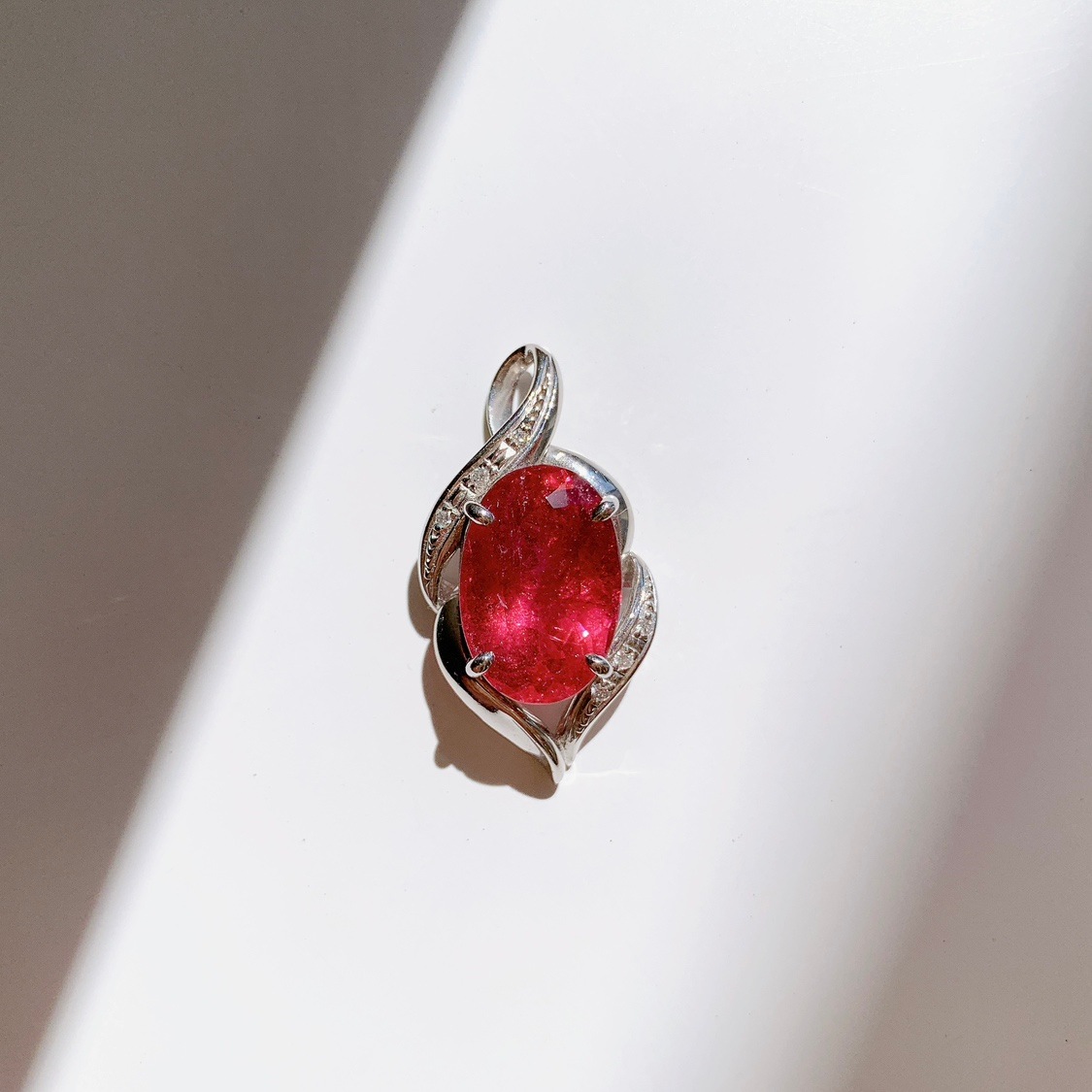 ピンクトルマリン ペンダントトップ(プラチナ)