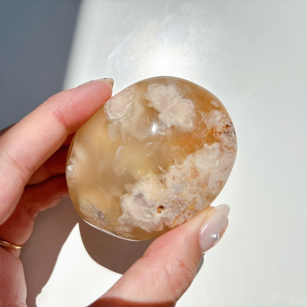 Ruby 様 高品質 クリーム桜瑪瑙 カーネリアン桜瑪瑙 ぷっくり ハート