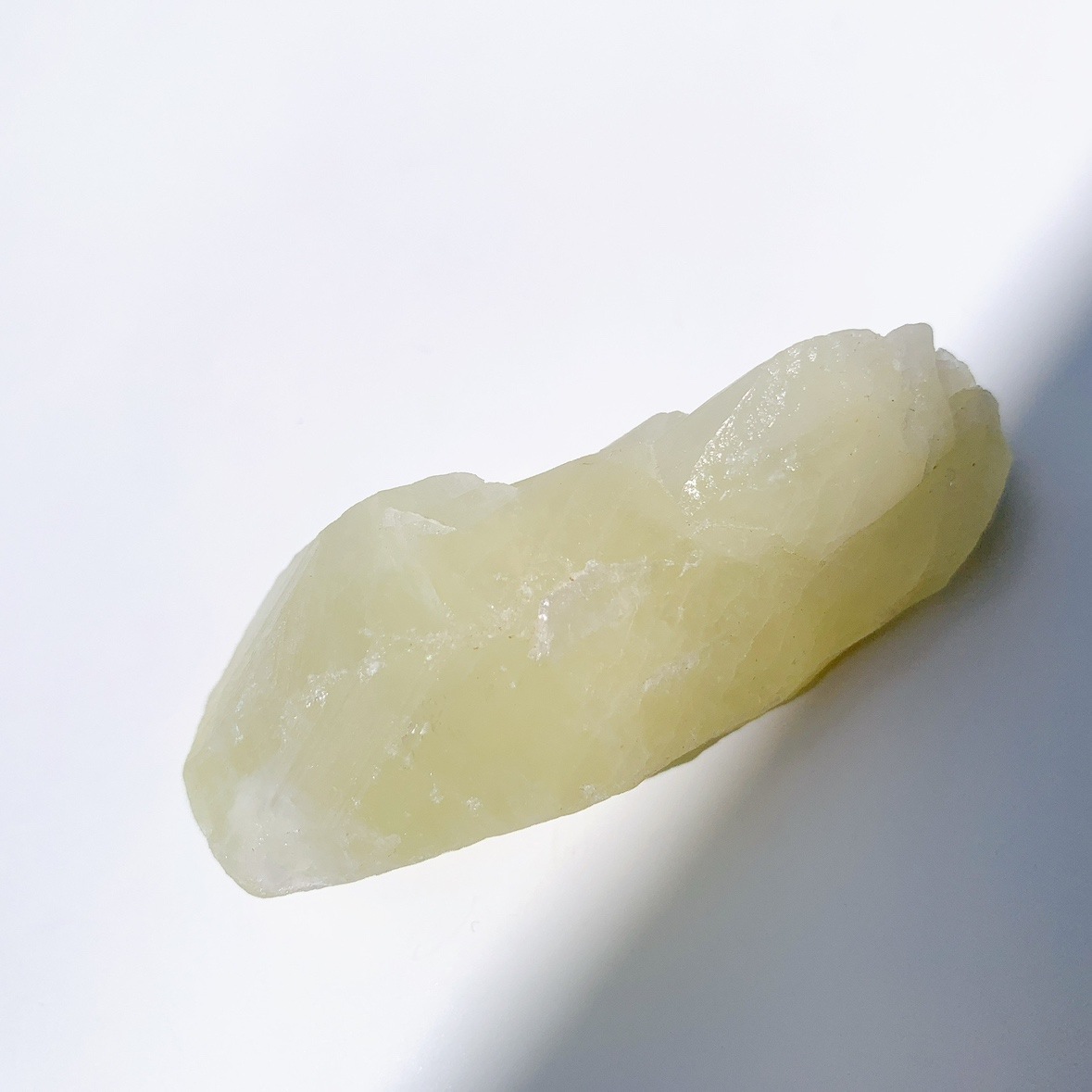 レモンクォーツ（サルファ入り水晶）原石