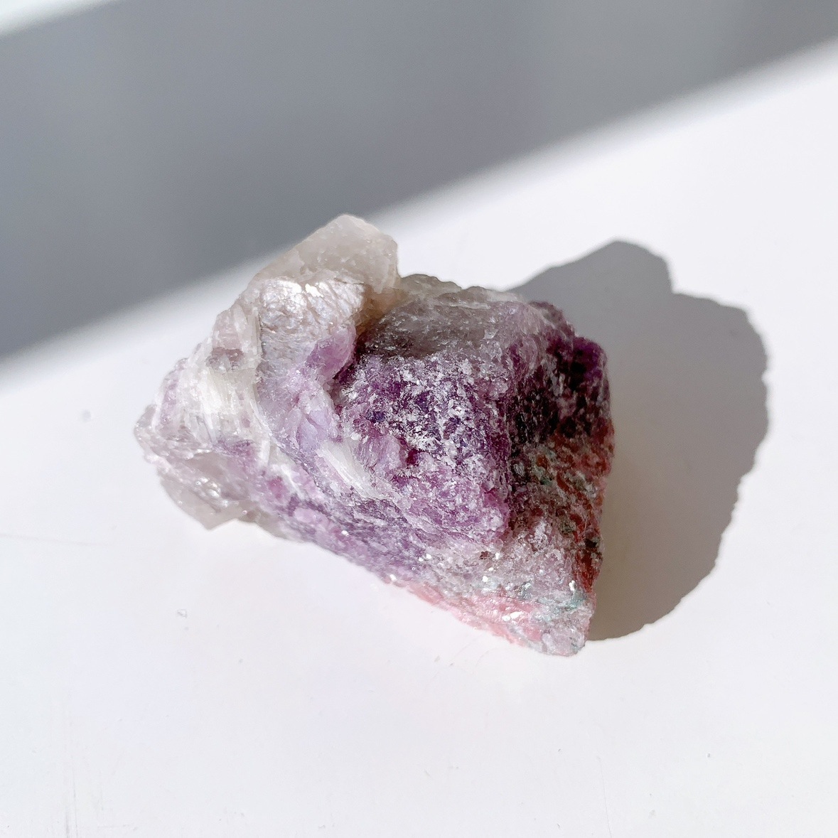 レピドライトwithピンクトルマリン 原石 | 原石 | Crystals by Purely