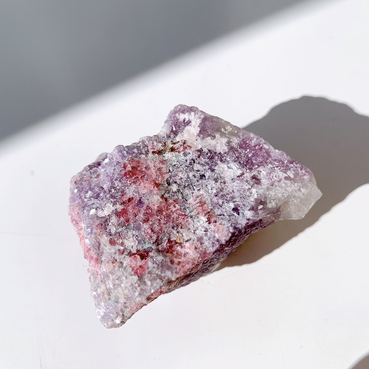 レピドライトwithピンクトルマリン 原石 | 原石 | Crystals by Purely