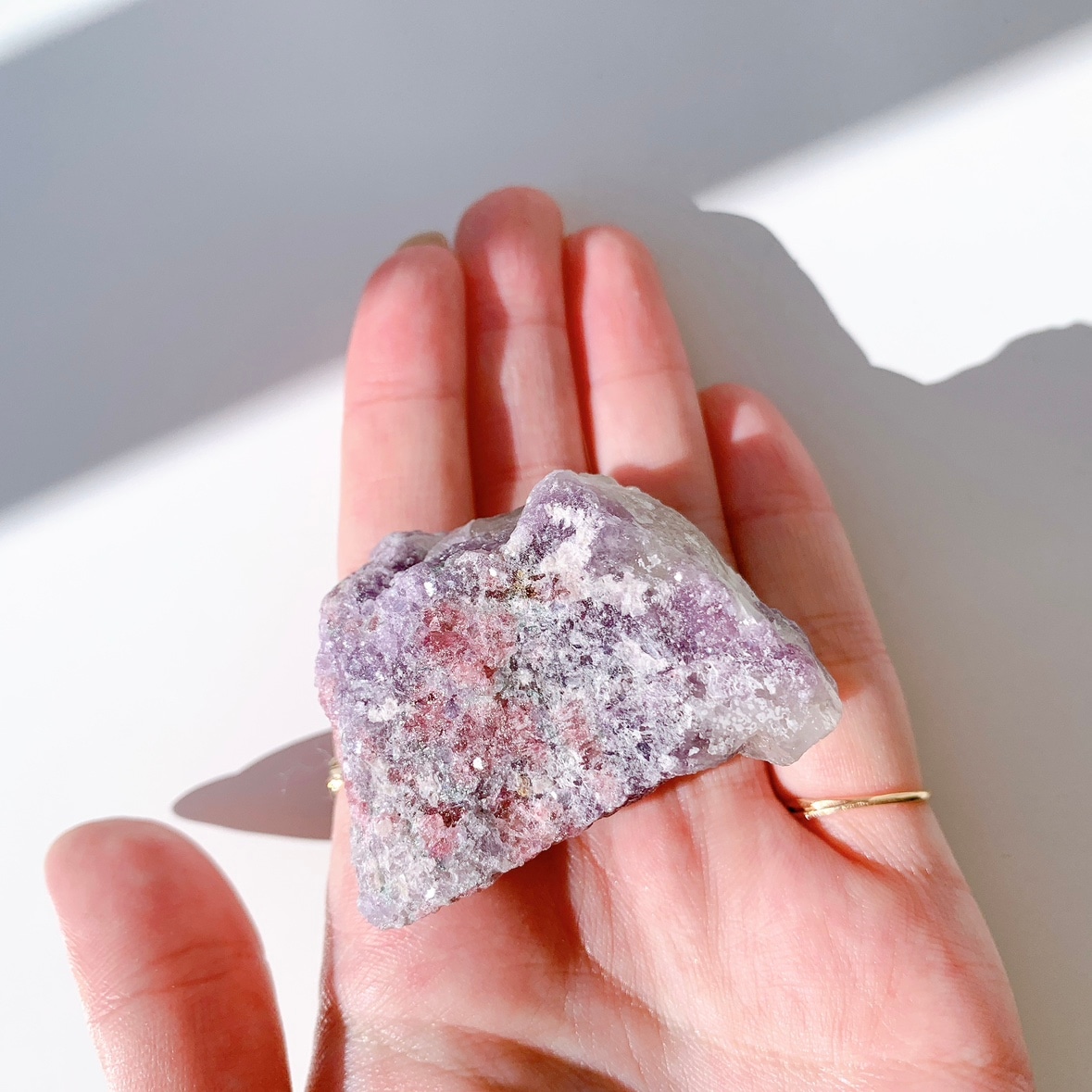 レピドライトwithピンクトルマリン 原石 | 原石 | Crystals by Purely