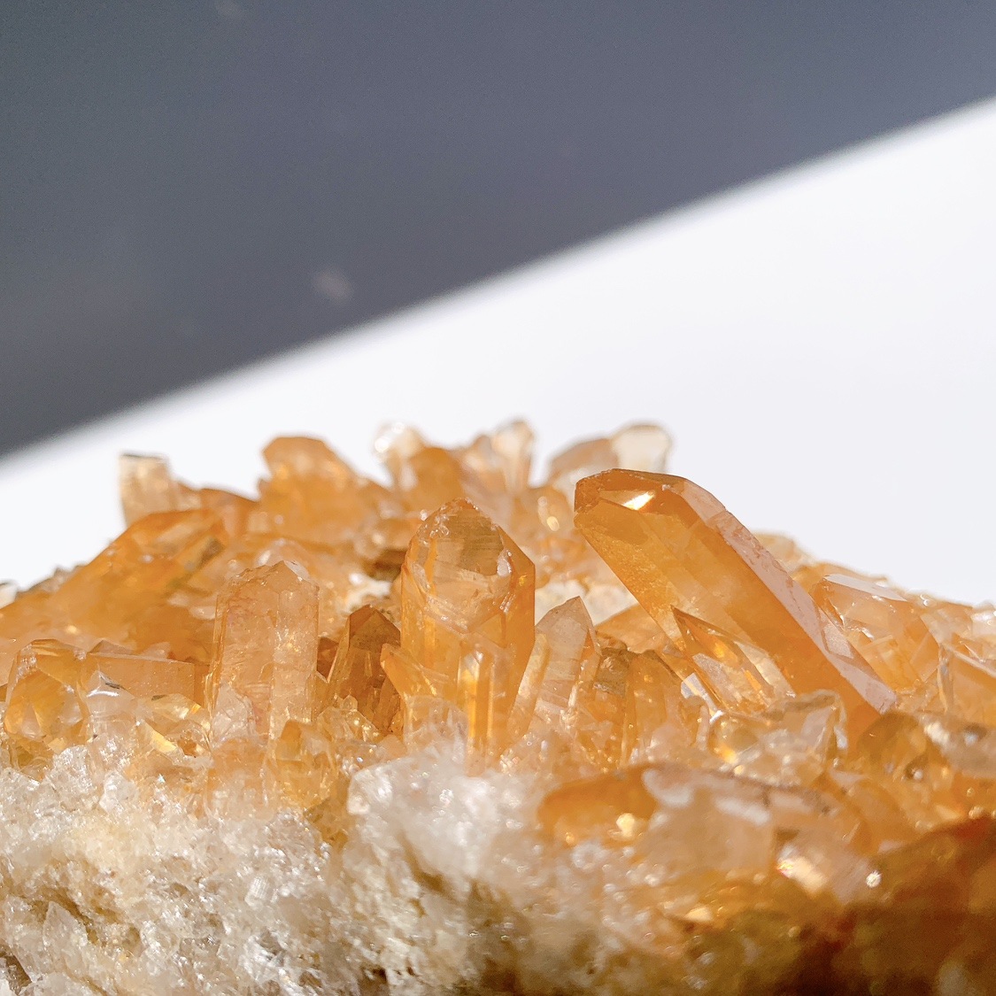 タンジェリンクォーツ 原石 | 原石 | Crystals by Purely