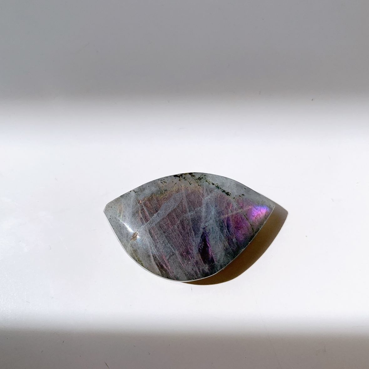 ピンクラブラドライト ポリッシュ