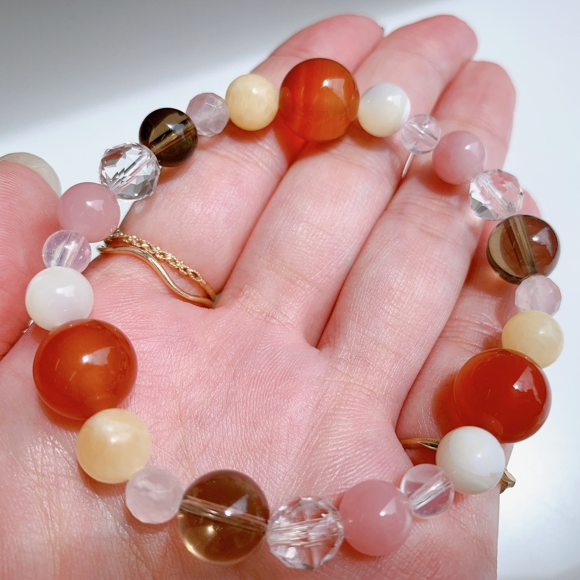 [78Y]カーネリアン,マザーオブパール,ムーンクォーツ、グァバピンククォーツ,スモーキークォーツ,ローズクォーツ,イエローカルサイト,水晶 ブレスレット