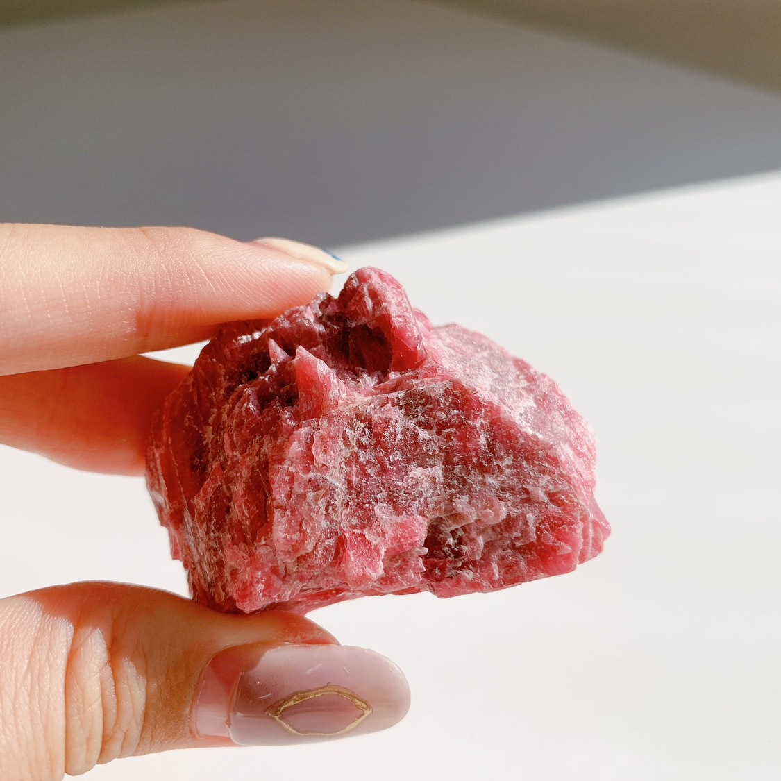 ロードナイト　原石 ロードナイト 原石 | 原石 | Crystals by Purely