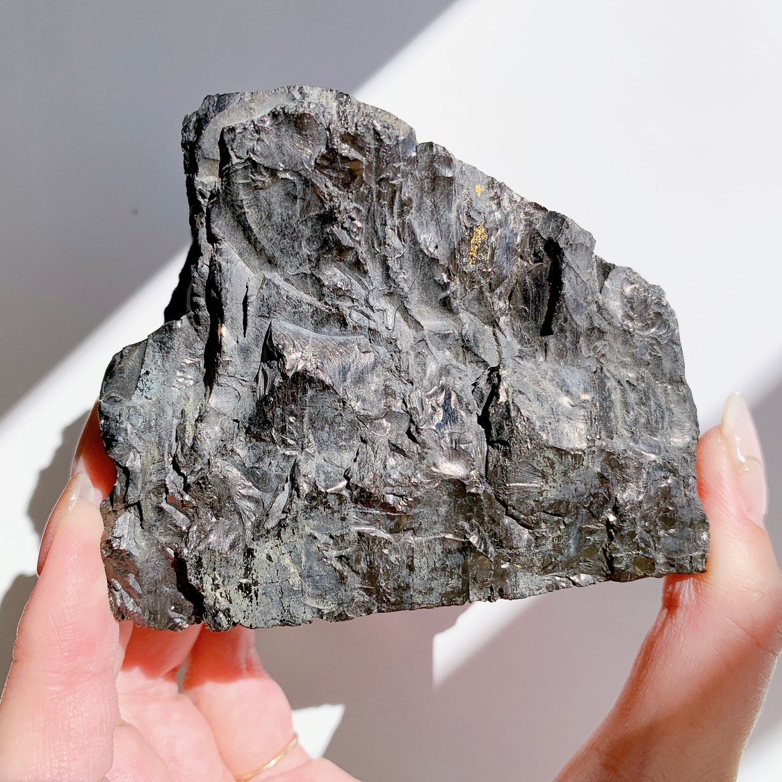 ジェット 原石 | 原石 | Crystals by Purely