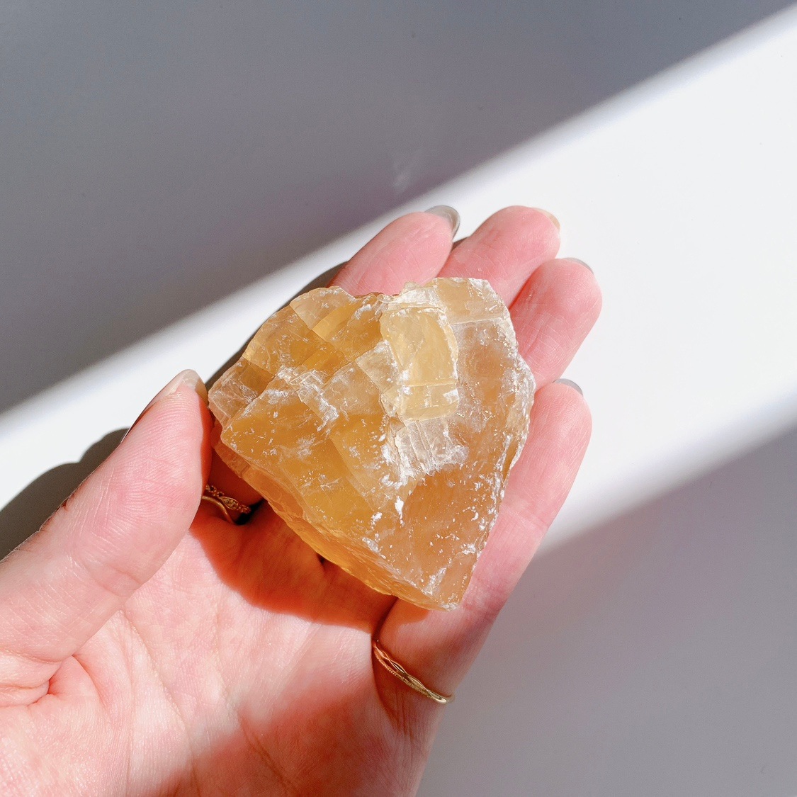 ハニーカルサイト原石ブロック | 原石 | Crystals by Purely