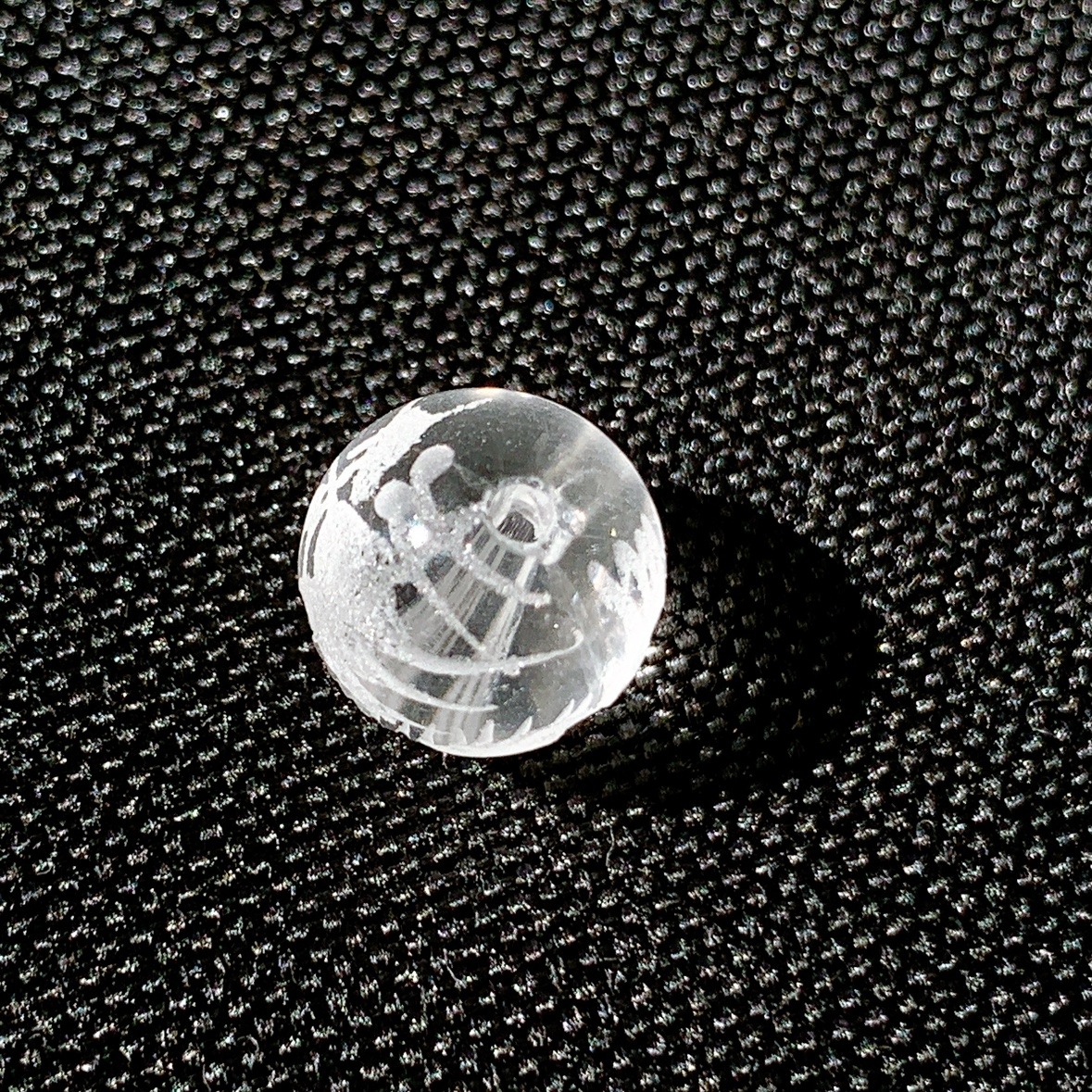 [348B]水晶 白龍彫刻(10mm)