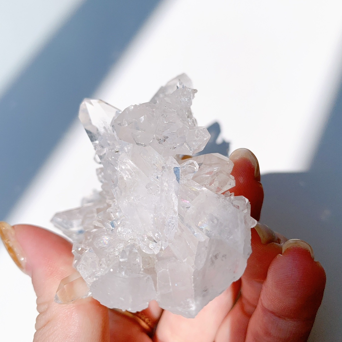 トマスゴンサガ水晶クラスター レインボー入り