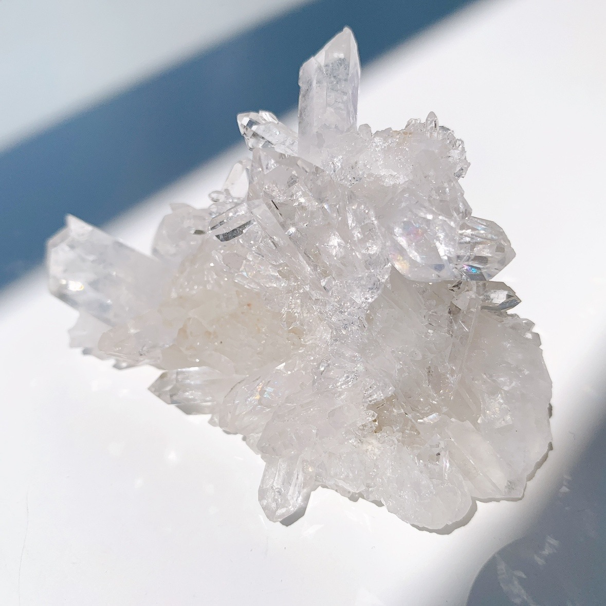 トマスゴンサガ水晶クラスター レインボー入り