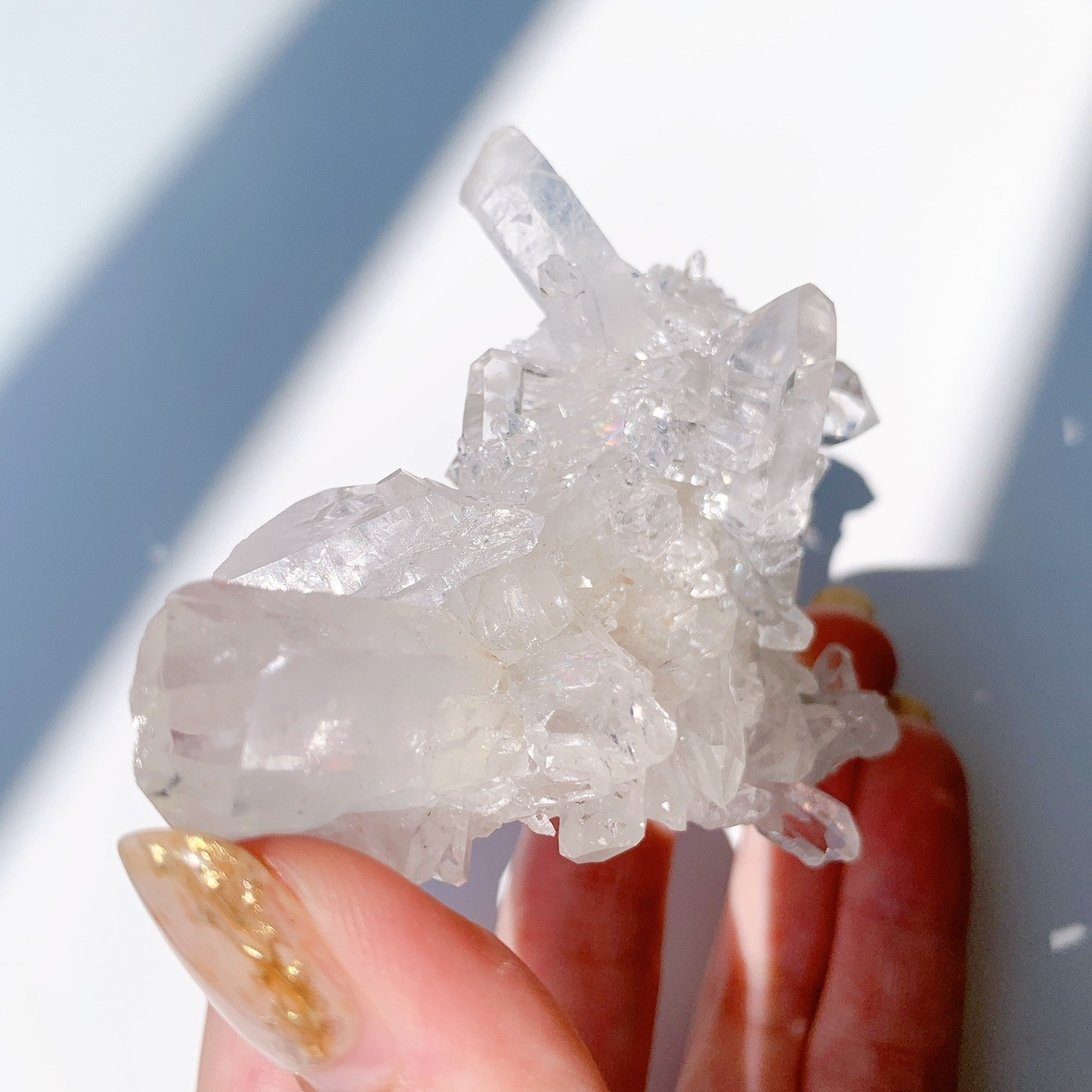トマスゴンサガ水晶クラスター レインボー入り
