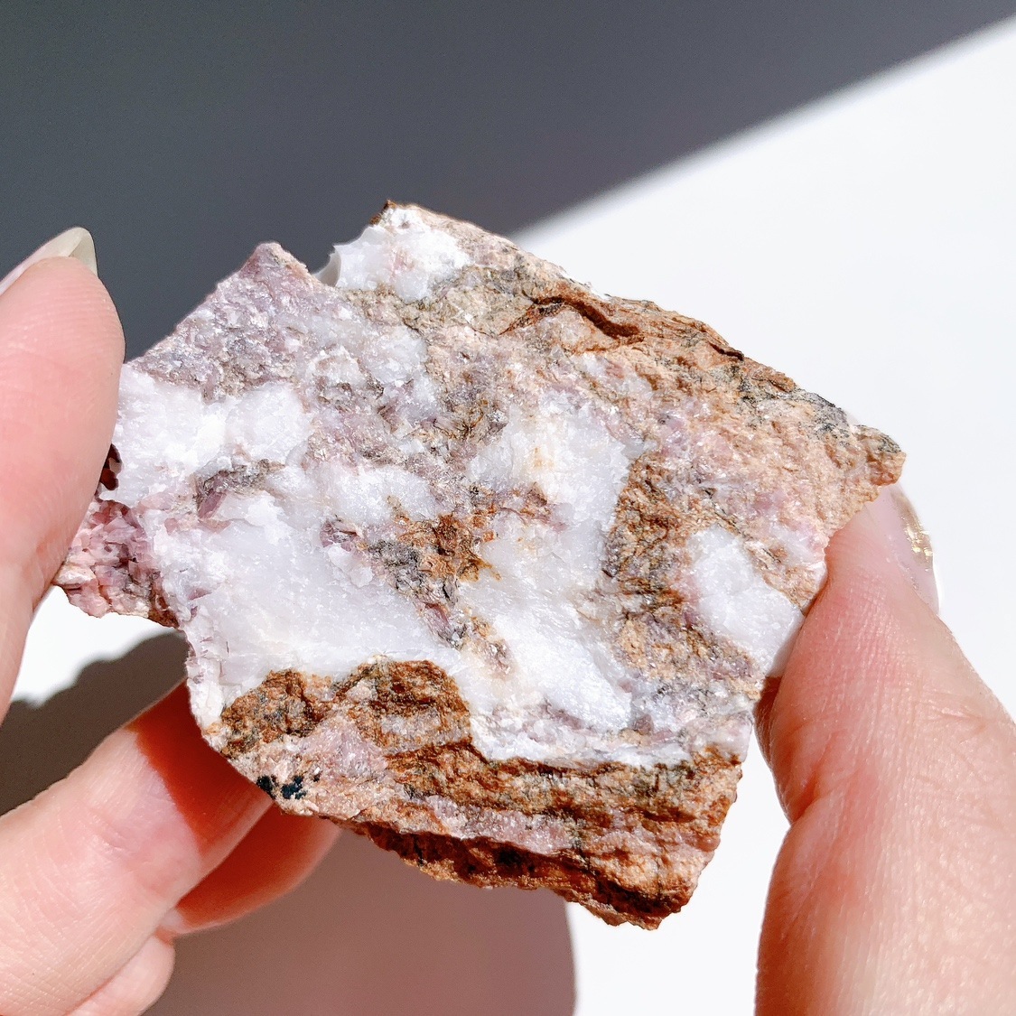 イネサイト 原石