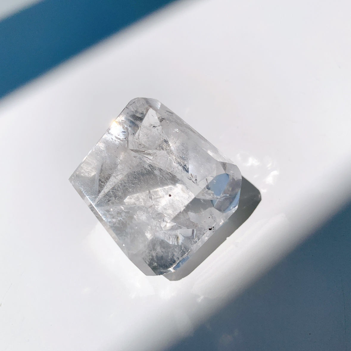 レインボー水晶 ラフカットポリッシュ