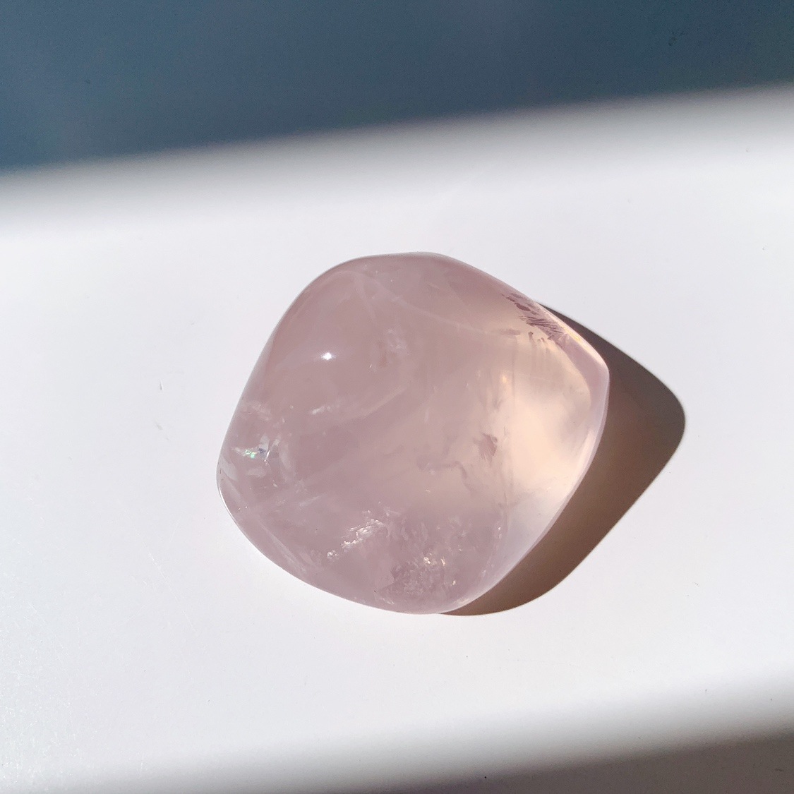 ローズクオーツたん！綺麗！ ローズクォーツ タンブル | タンブル | Crystals by Purely