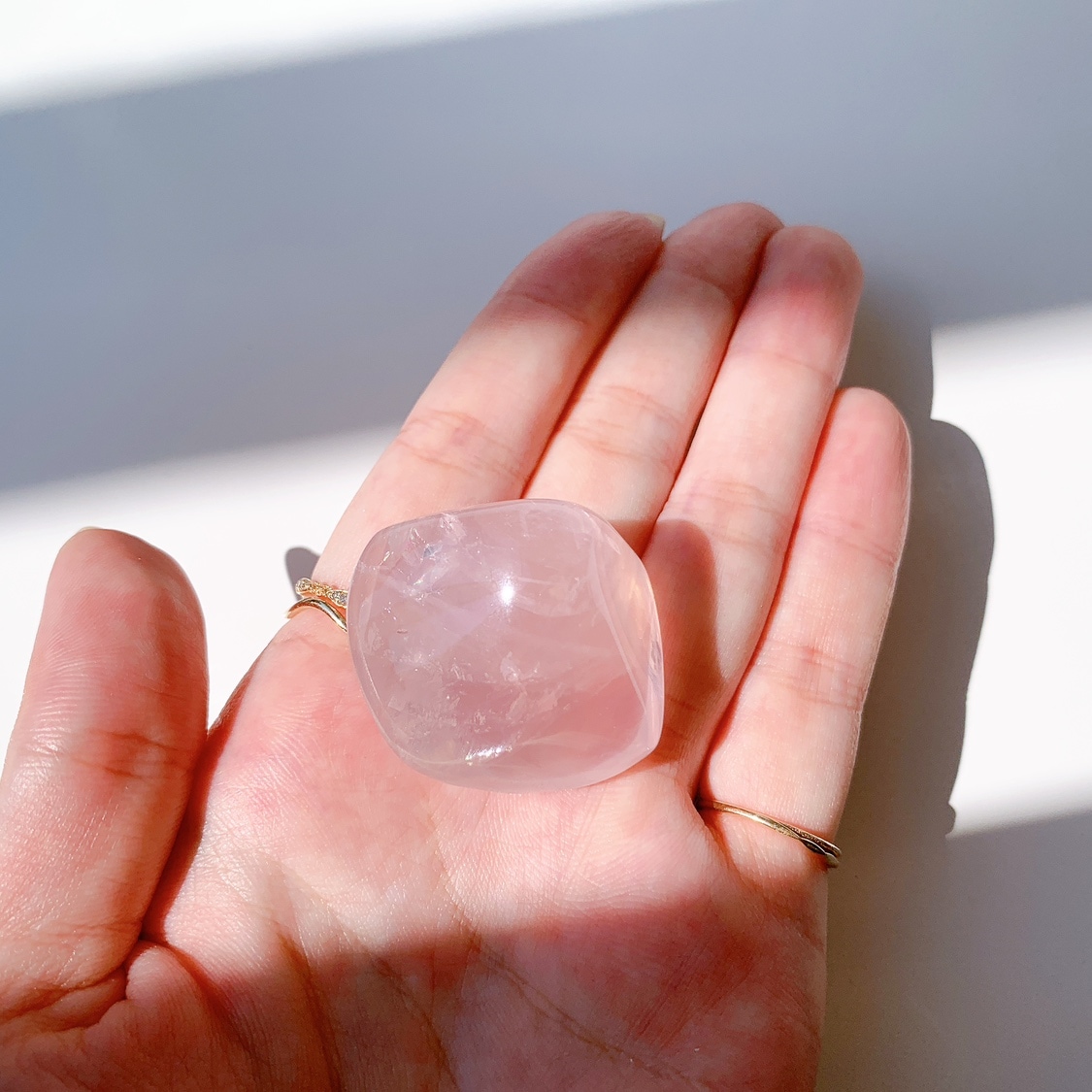 ローズクォーツ タンブル | タンブル | Crystals by Purely