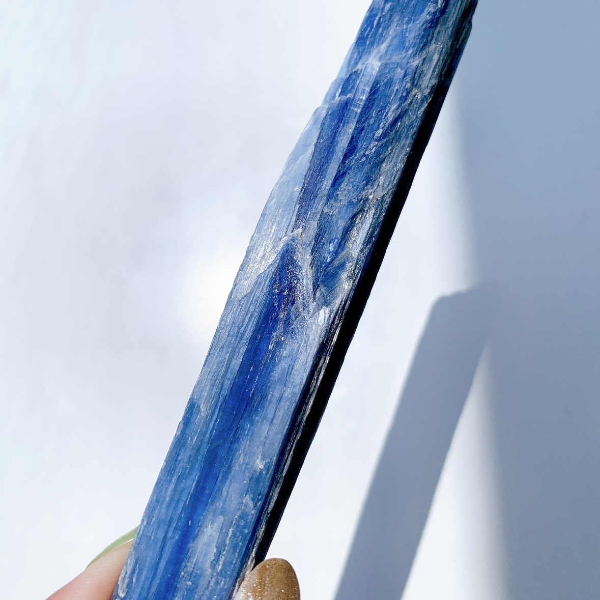 カイヤナイト 原石