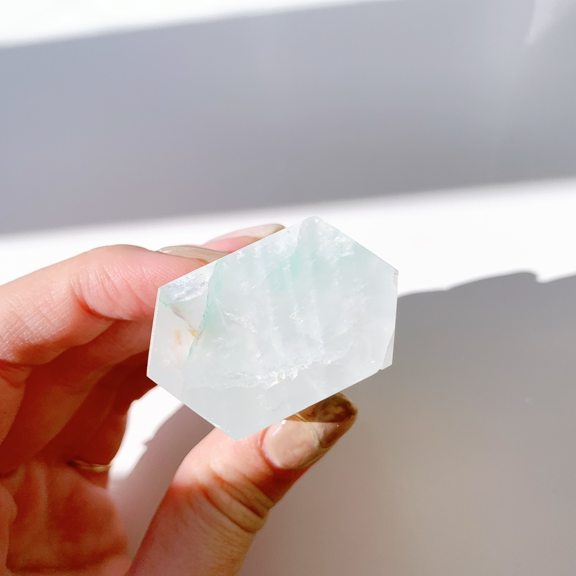 マラカイトインクォーツ ポイント | ポイント | Crystals by Purely