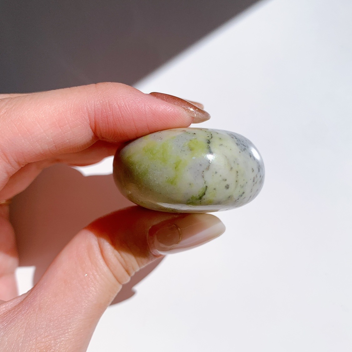 サーペンティン にぎり石 | パームストーン(にぎり石) | Crystals by サーペンティン にぎり石 | パームストーン(にぎり石) | Crystals by