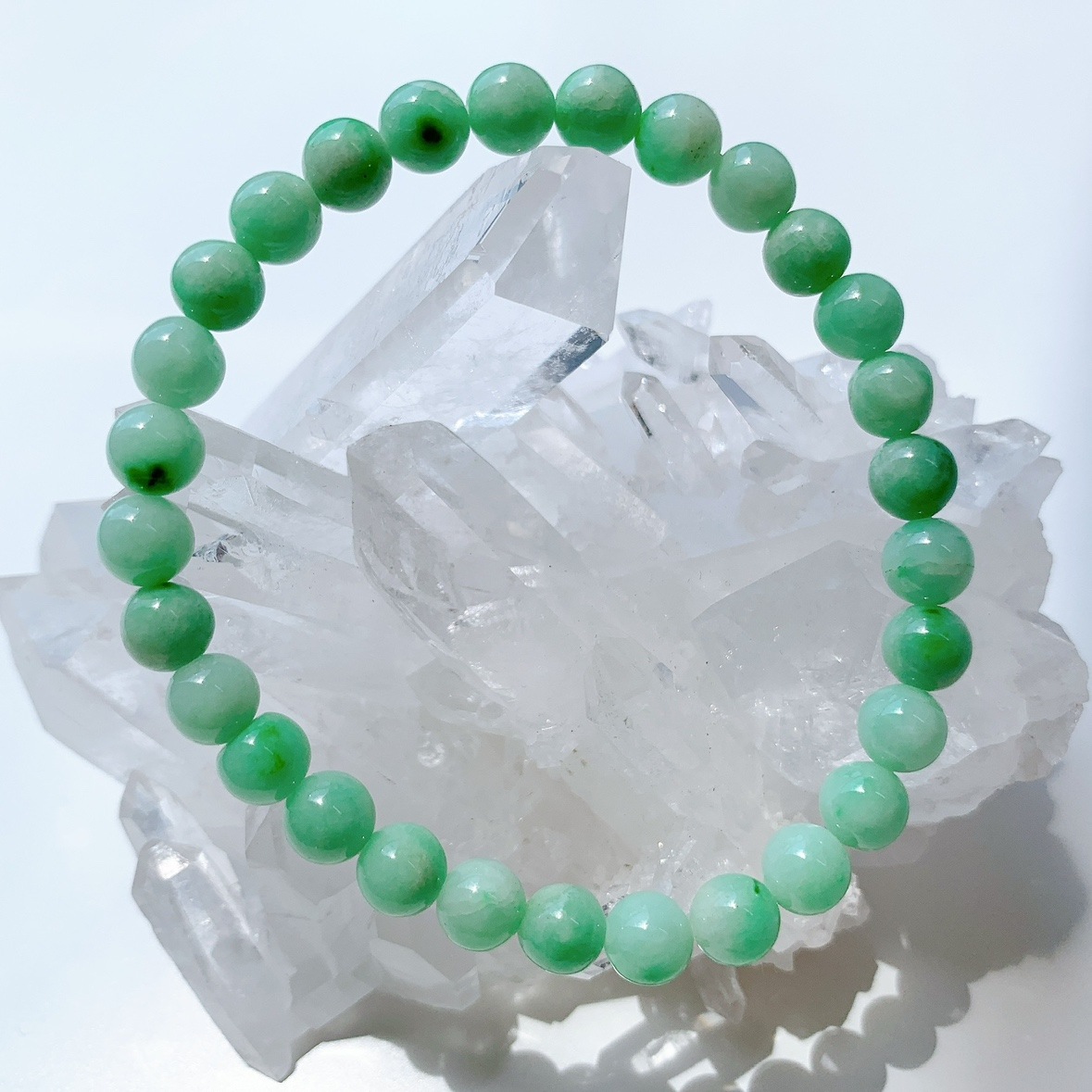 翡翠（ジェイダイト） ブレスレット