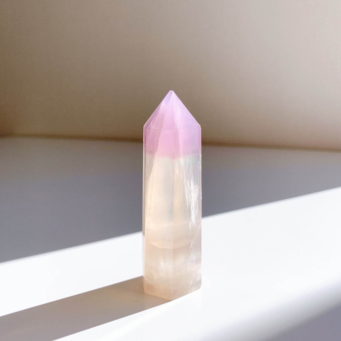 イットリウムフローライト ポイント | ポイント | Crystals by