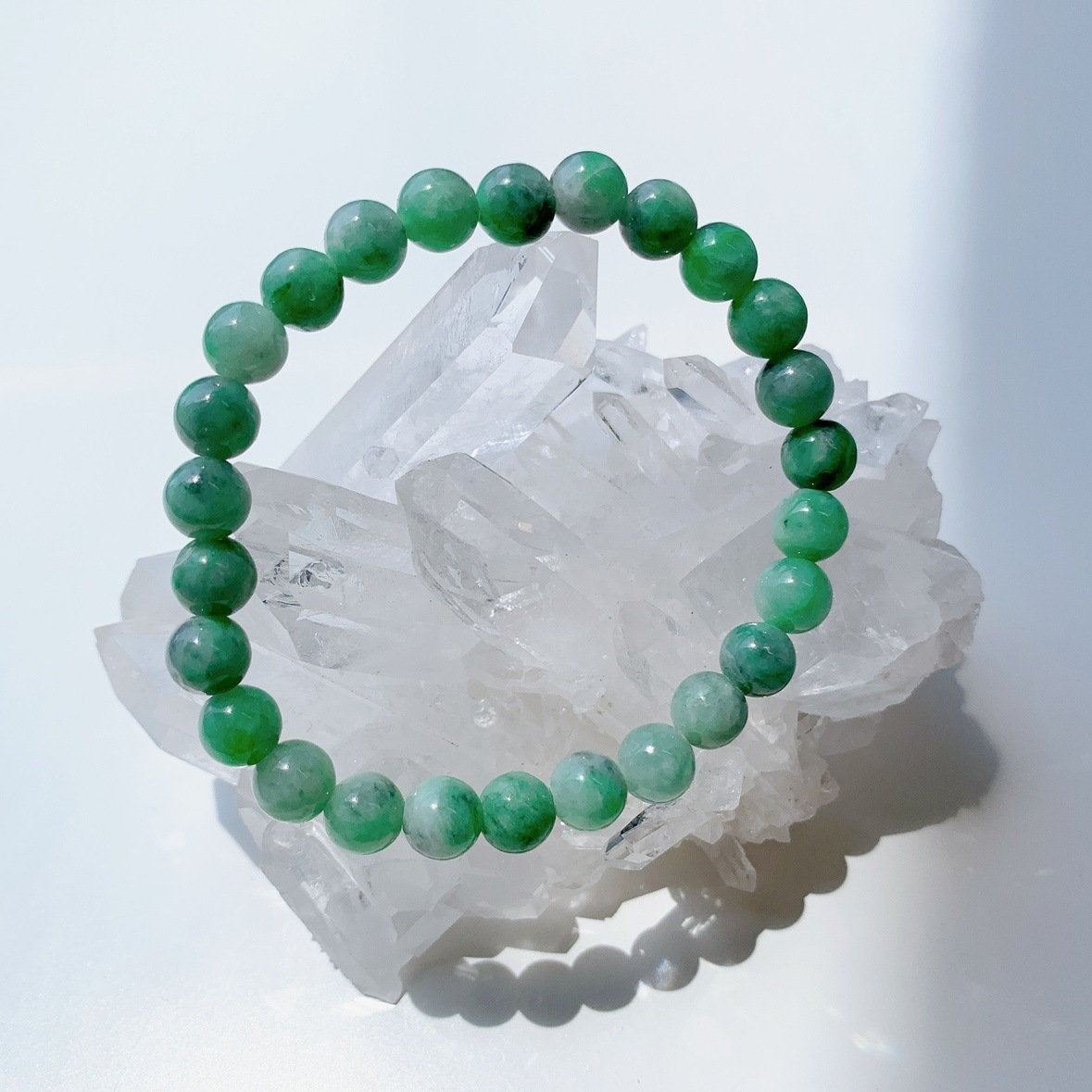 翡翠（ジェイダイト） ブレスレット