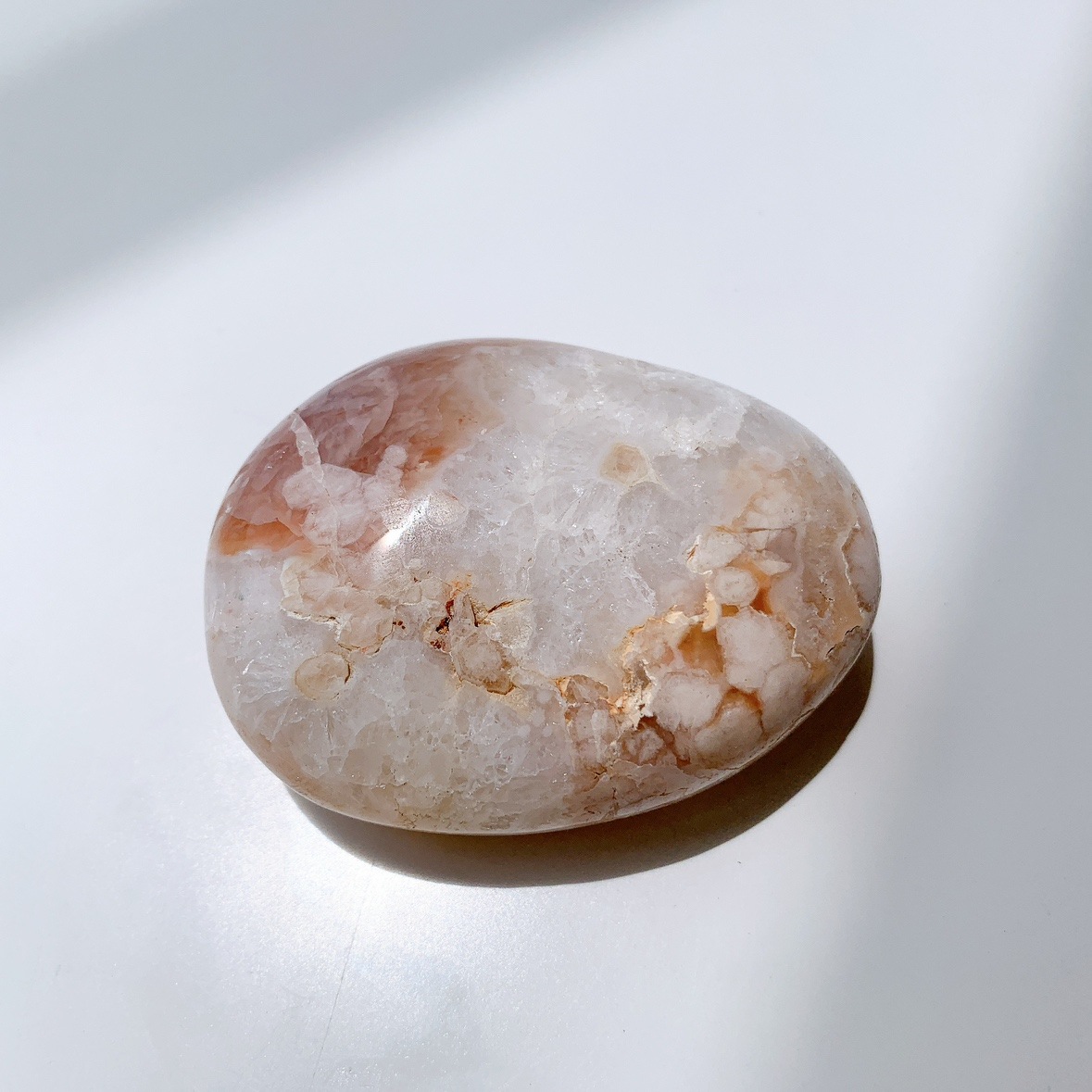 さくらアゲート にぎり石