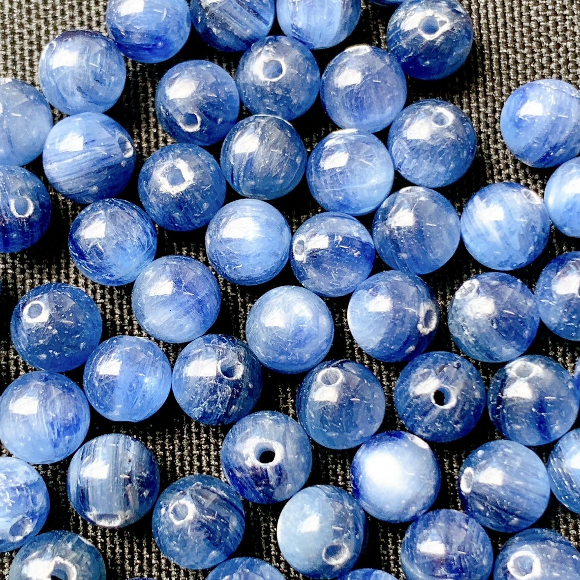[130B]カイヤナイト(3A・6mm)