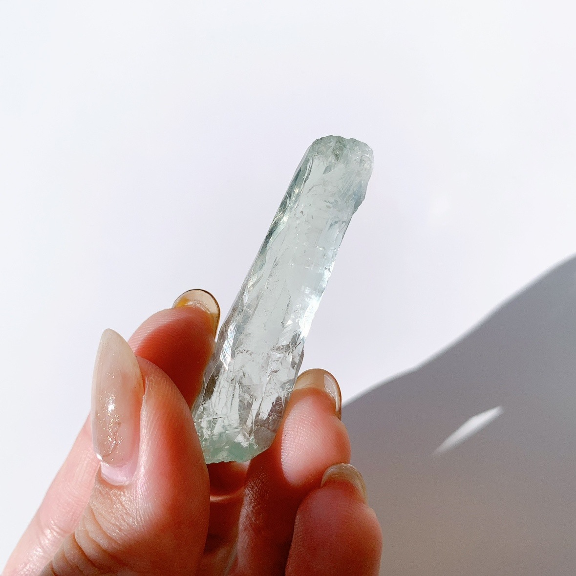 プラシオライト(グリーンアメジスト) 原石