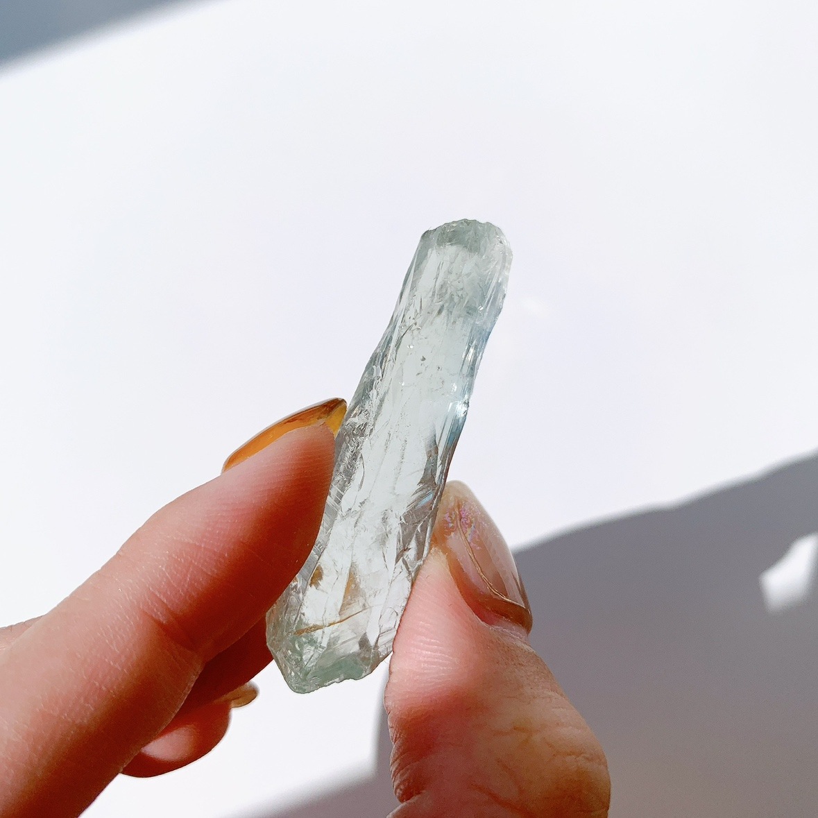 プラシオライト(グリーンアメジスト) 原石