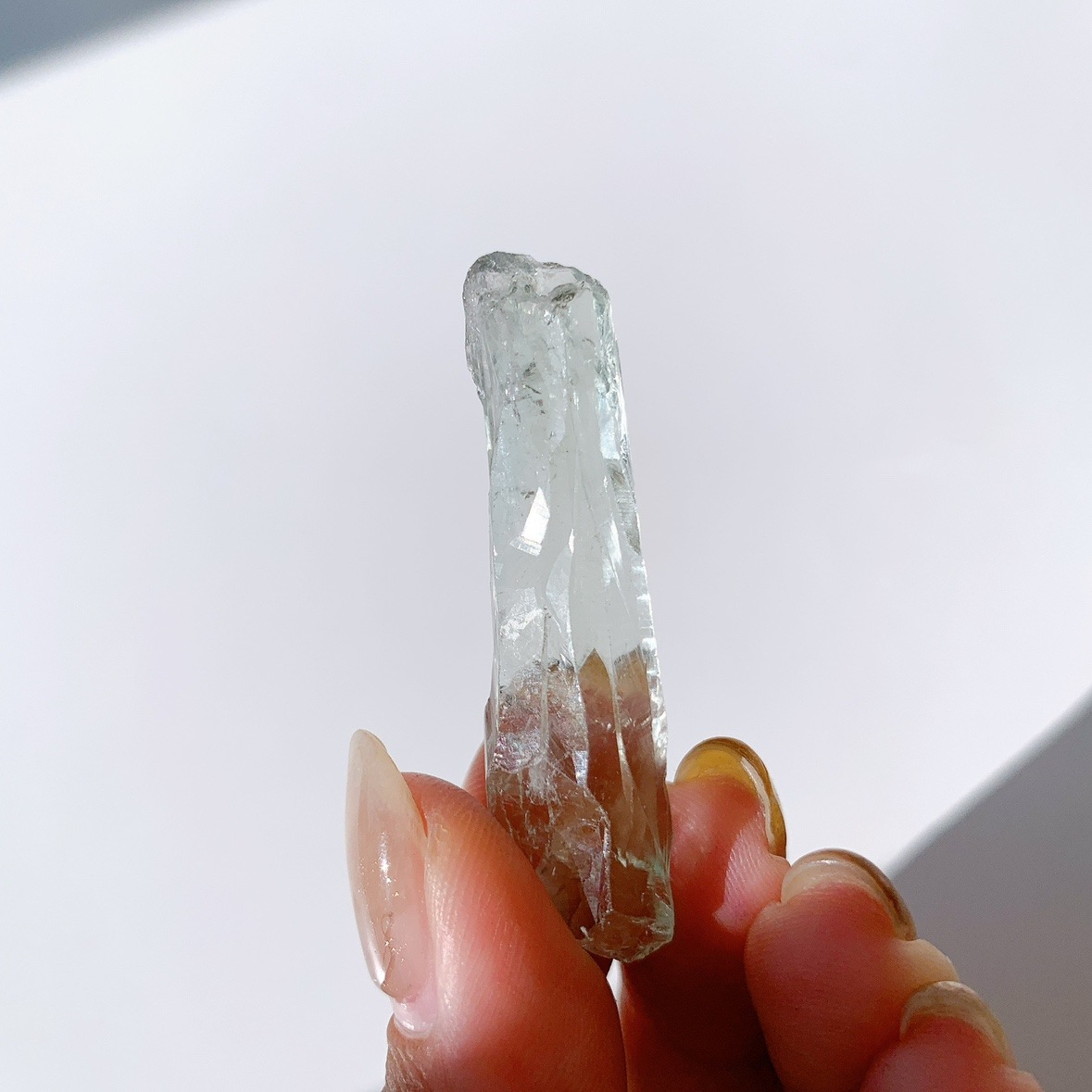 プラシオライト(グリーンアメジスト) 原石