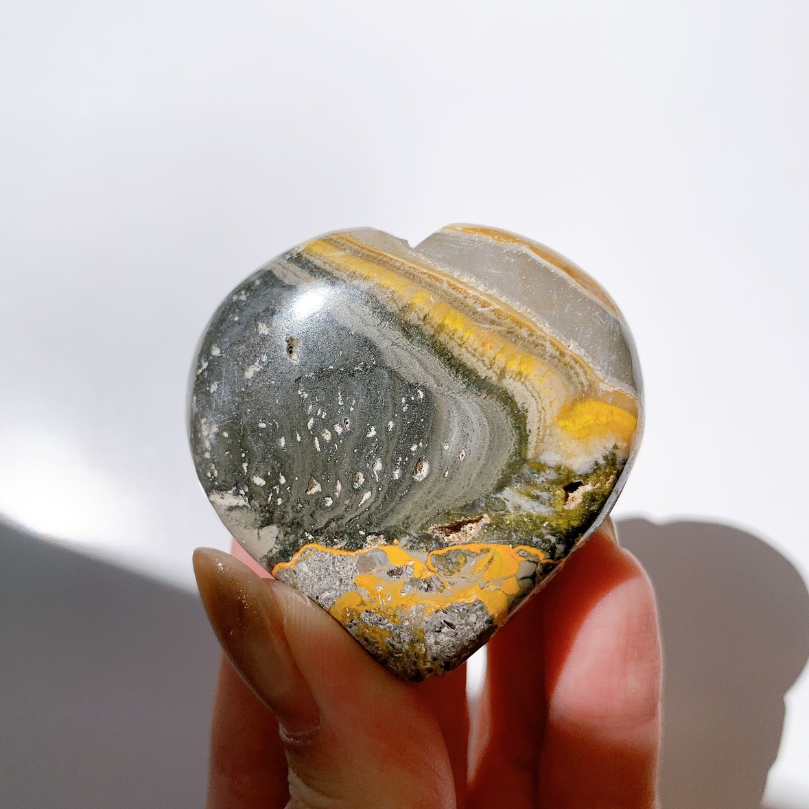 バンブルビージャスパー ハート型