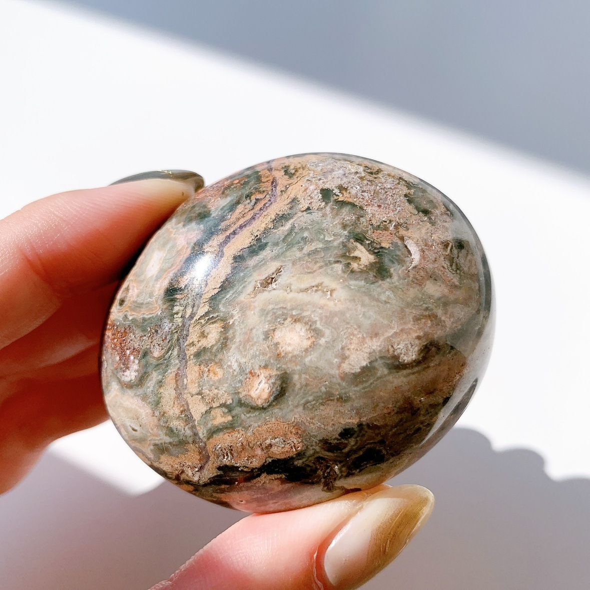 オーシャンジャスパー にぎり石