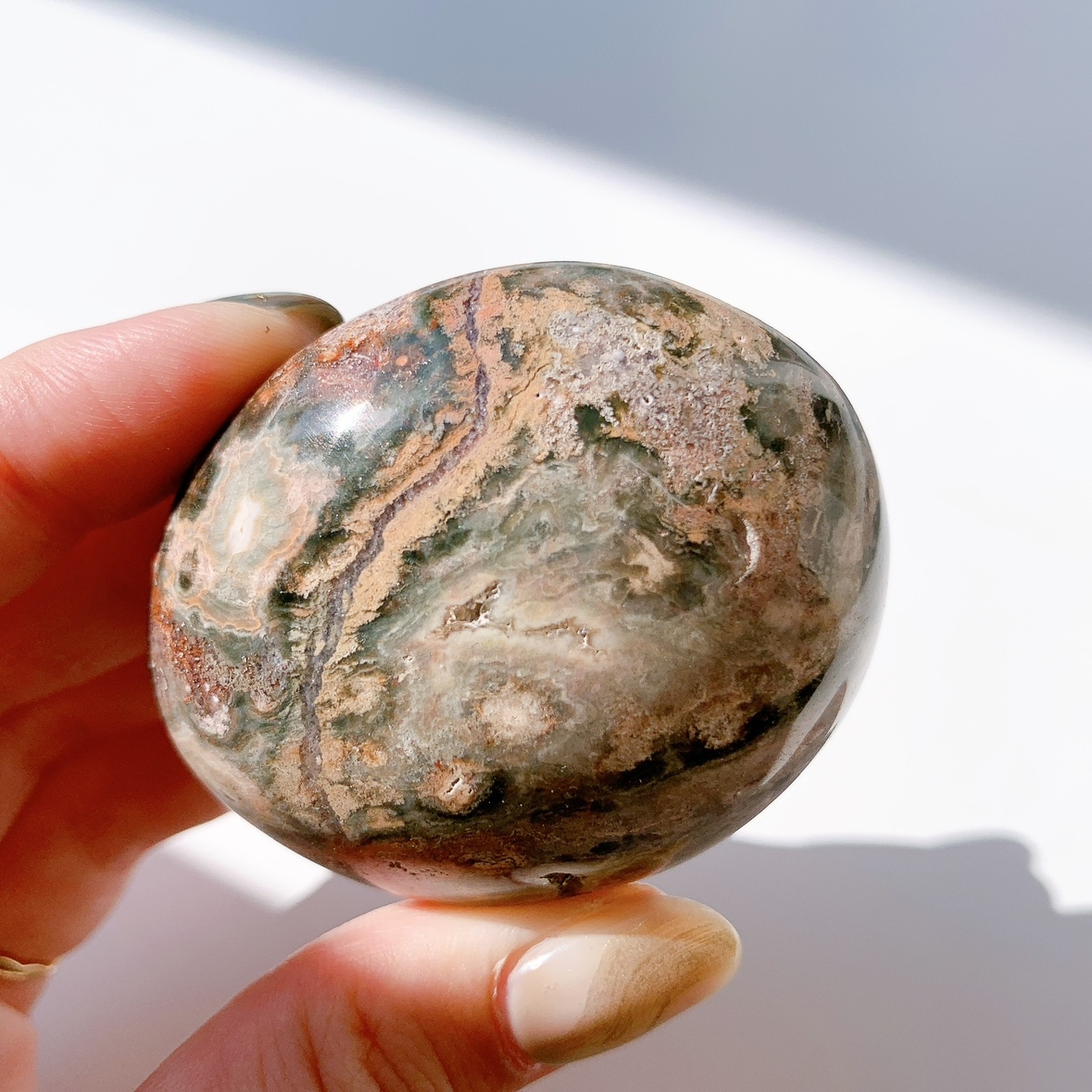 オーシャンジャスパー にぎり石