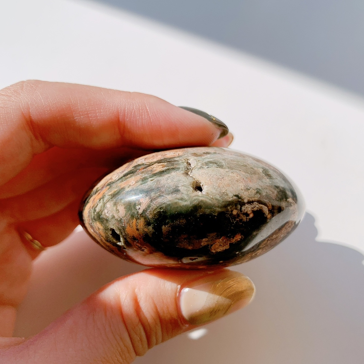 オーシャンジャスパー にぎり石