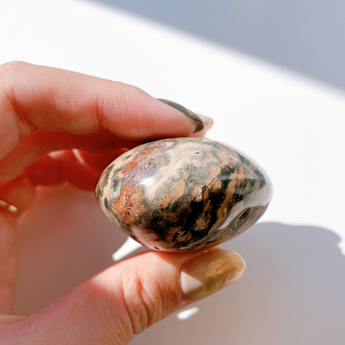 オーシャンジャスパー にぎり石