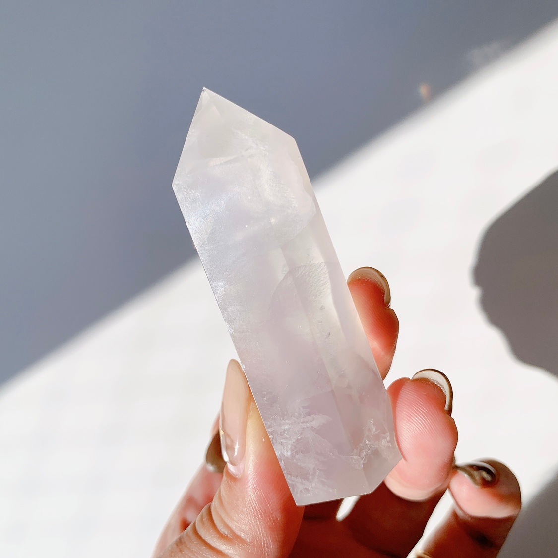 イットリウムフローライト ポイント | ポイント | Crystals by