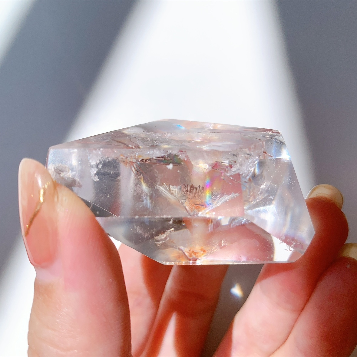 レインボー水晶 ラフカットポリッシュ