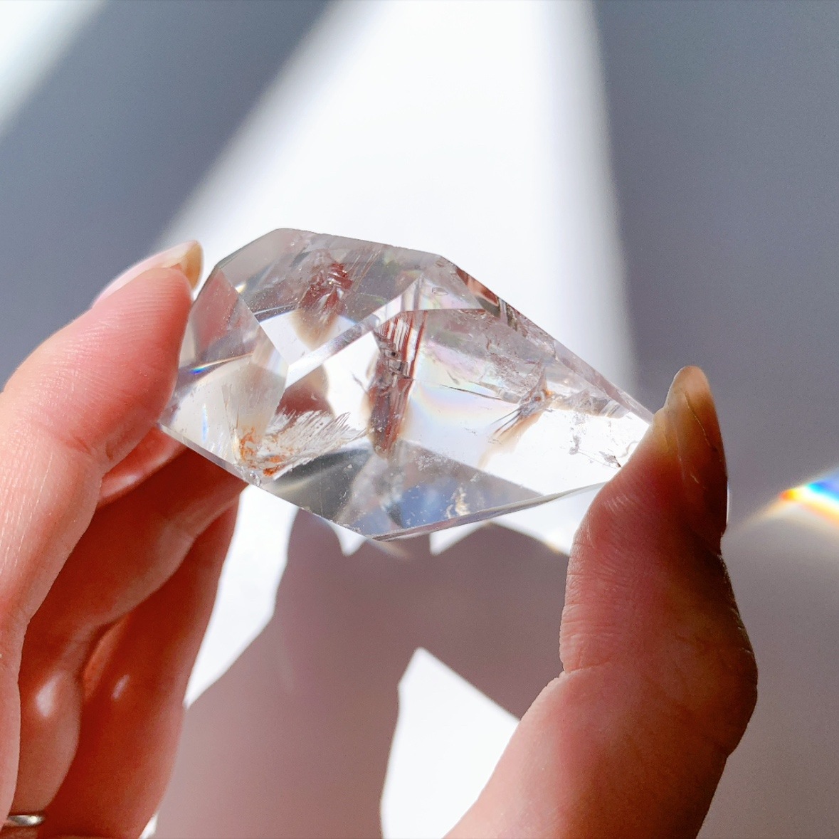 レインボー水晶 ラフカットポリッシュ