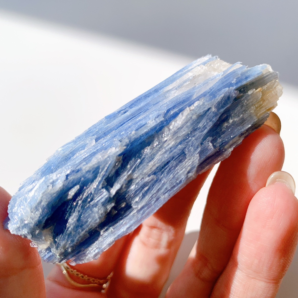 カイヤナイト 原石