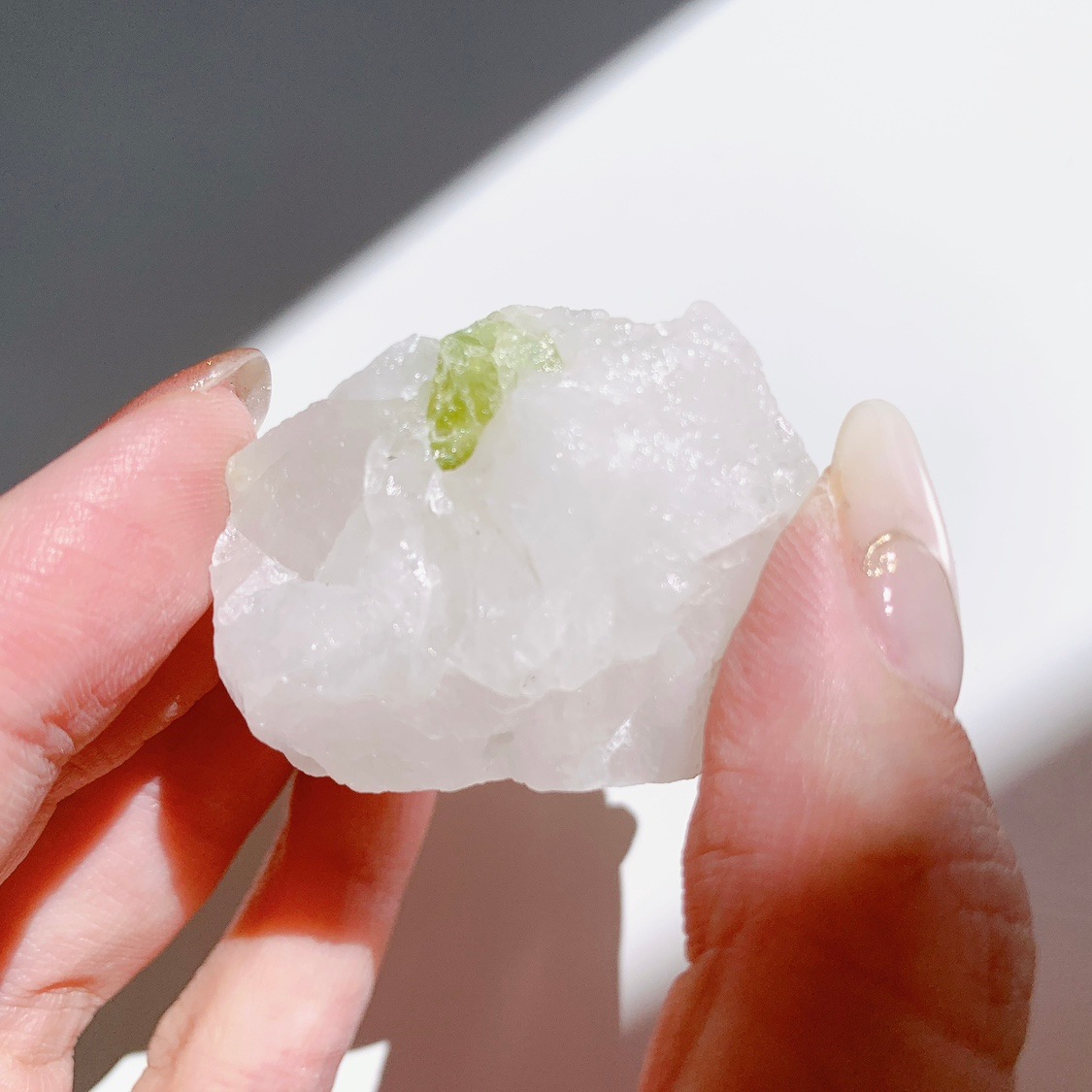 グリーントルマリン原石 r0001977-m-01-pl.jpg